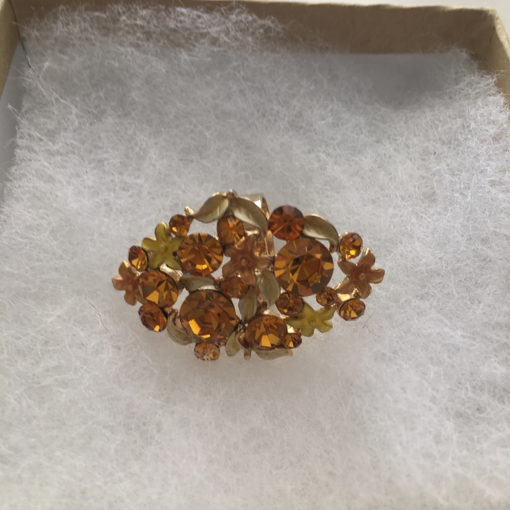 Ring - Picture 2 of 2